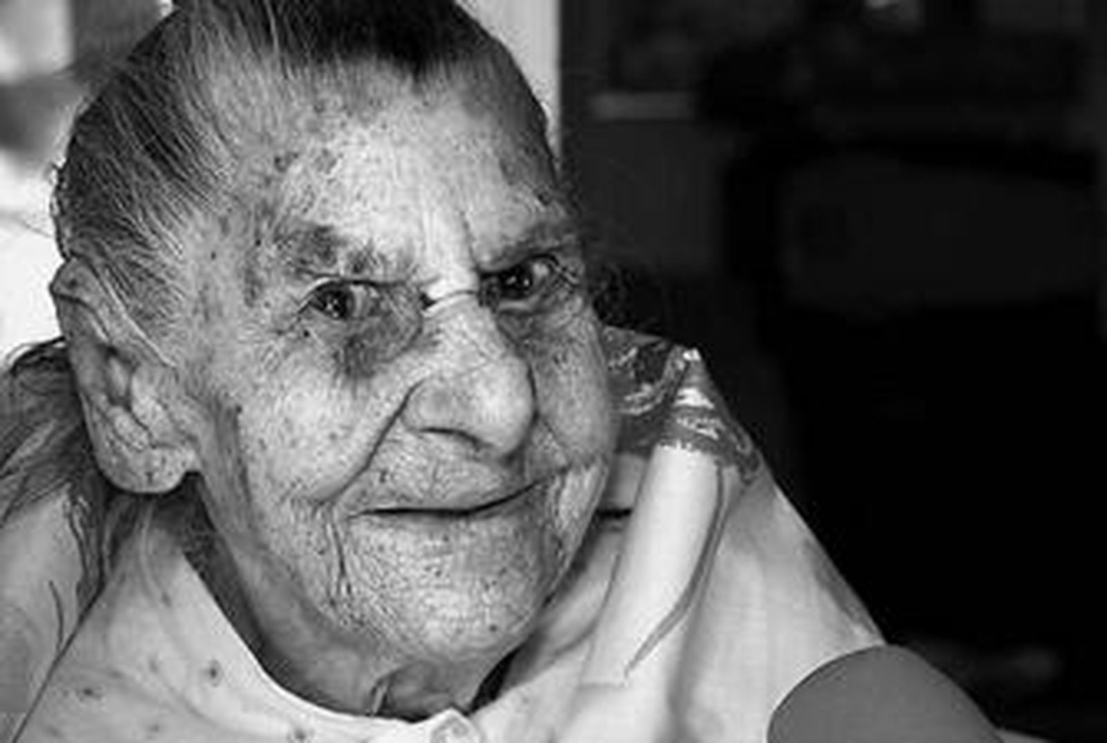 María Cortés se conserva con la mente "muy despierta", según el patriarca de El Vacie, donde reside.