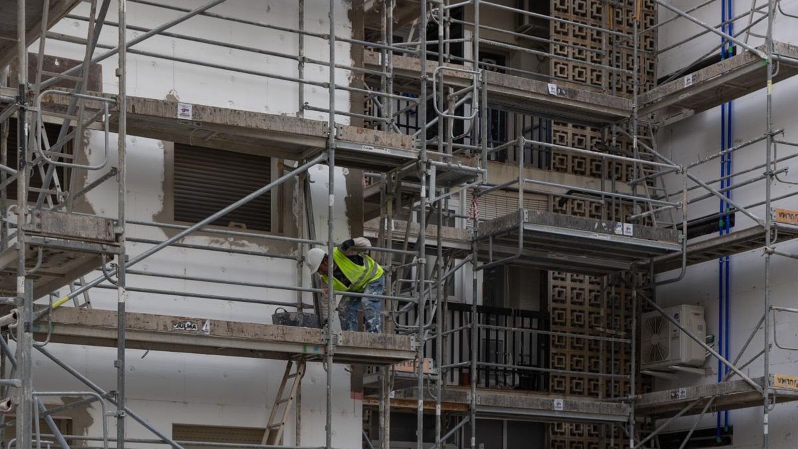 Rehabilitación del edificio del Paseo de la Estación para el sistema de calefacción por aerotermia