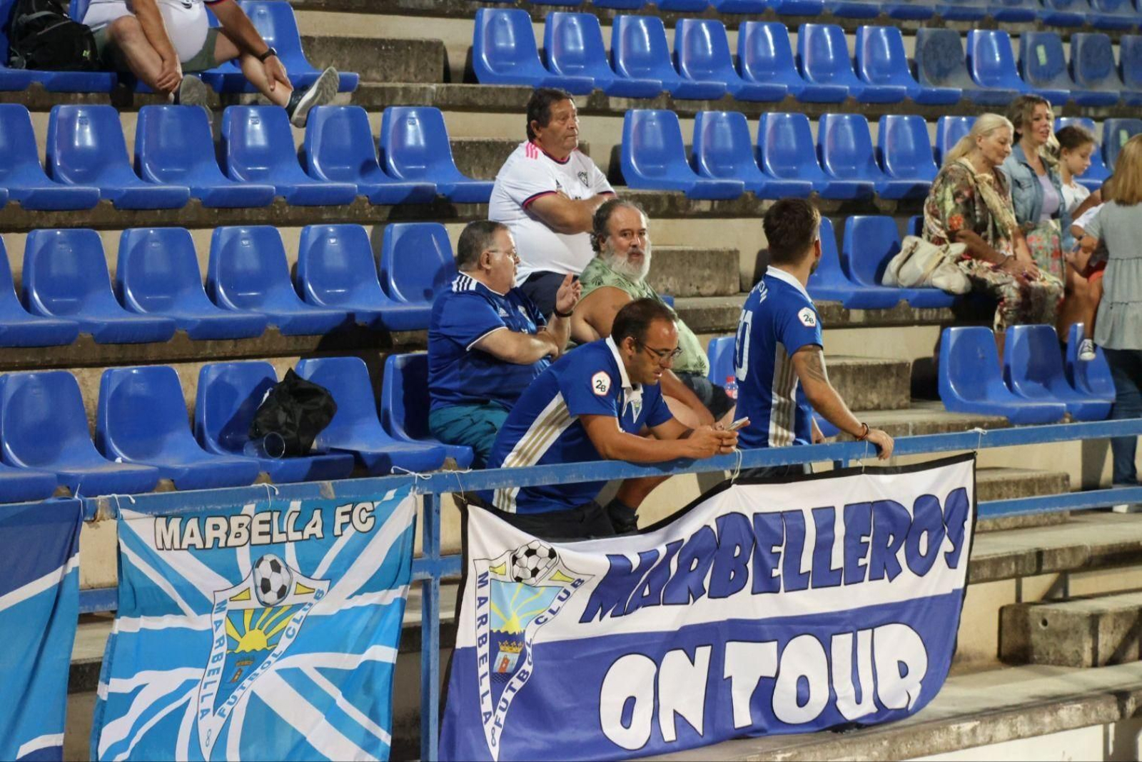 Imágenes del Trofeo Feria de la Vendimia entre el Xerez CD y Marbella