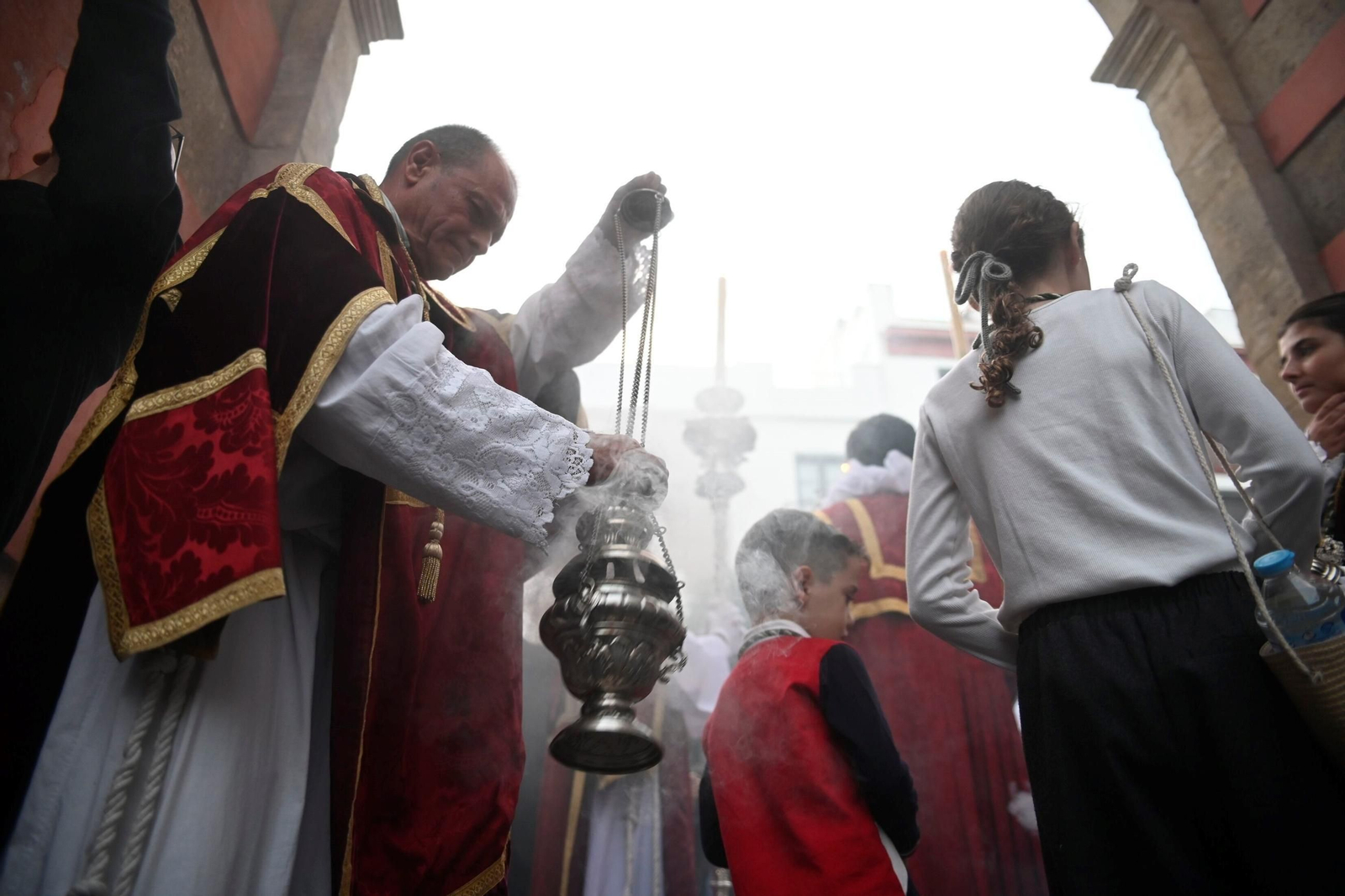 La mejores imágenes de la procesión de la Virgen del Amparo