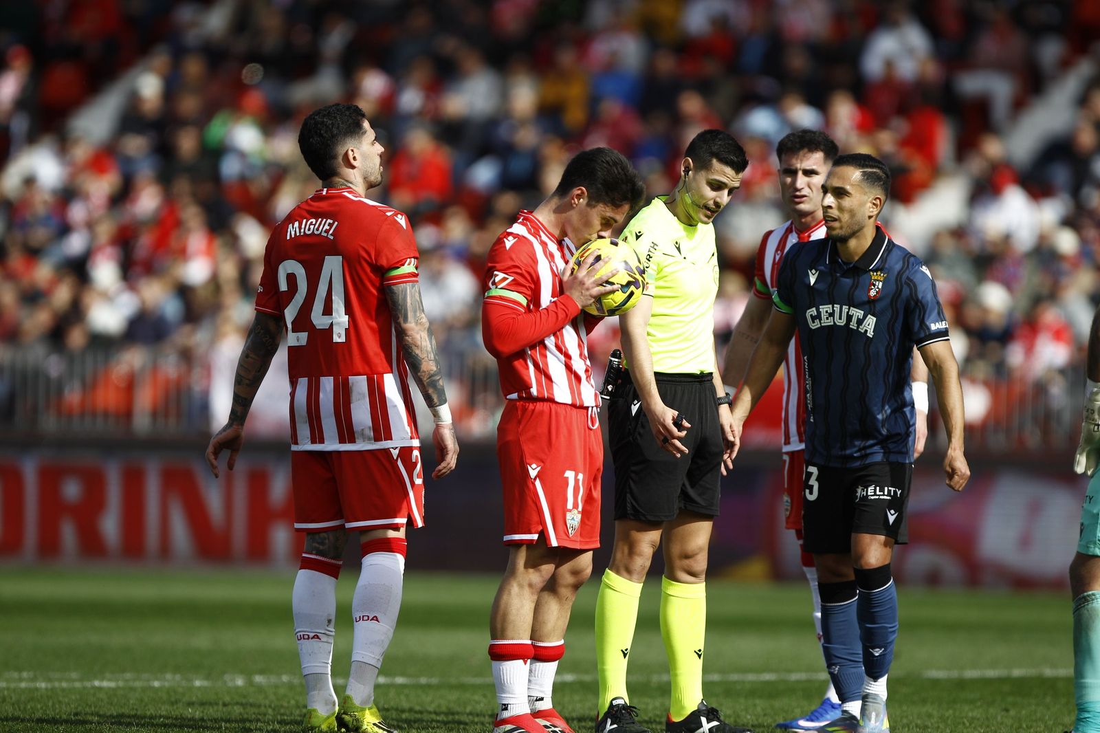 Las imágenes del partido U.D. Almería - A.D. Ceuta