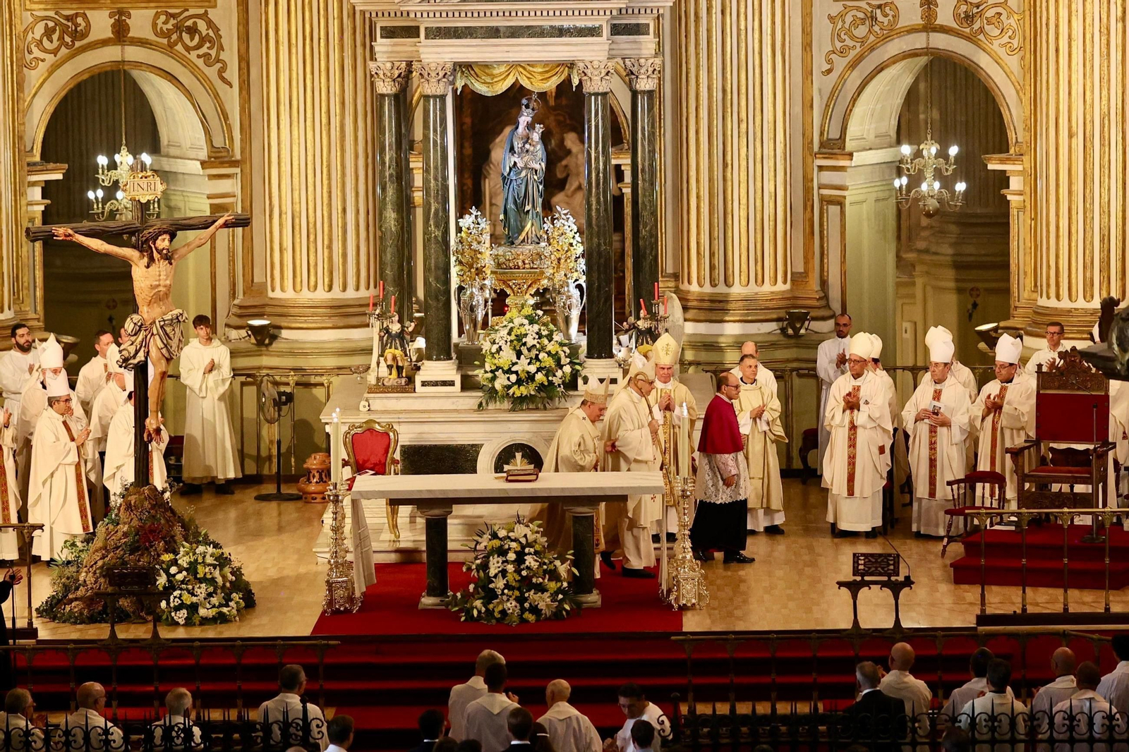 La toma de posesión del nuevo obispo de Málaga, en imágenes
