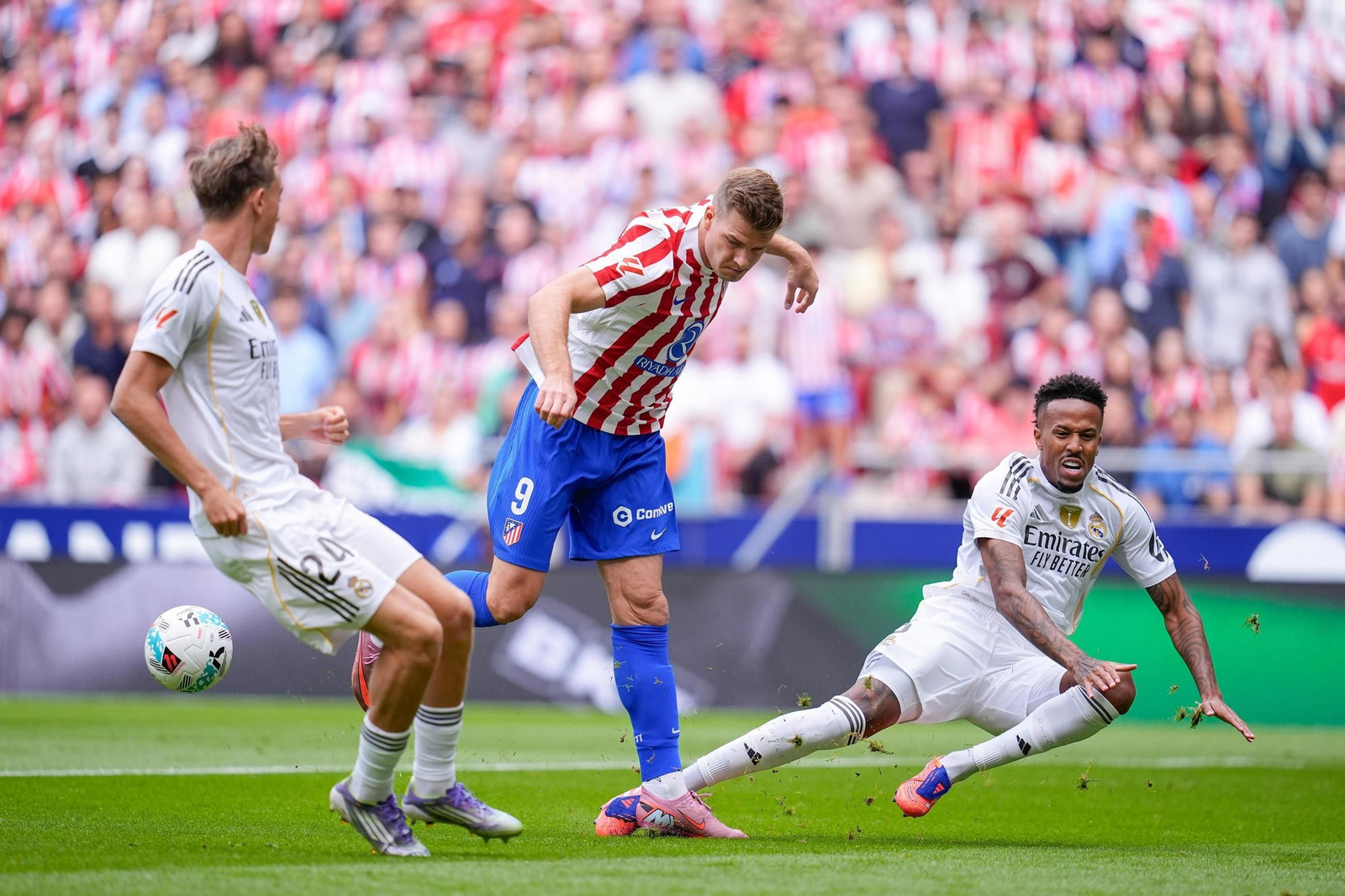 Las mejores fotos del Atlético - Real Madrid