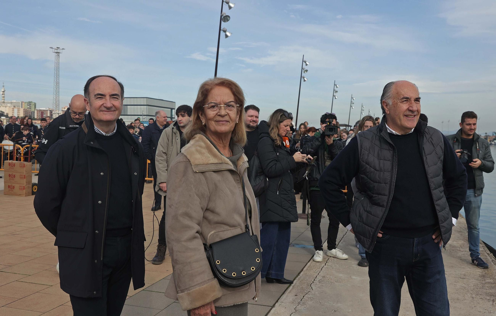 Búscate en las fotos del Arrastre de Latas 2025 en Algeciras