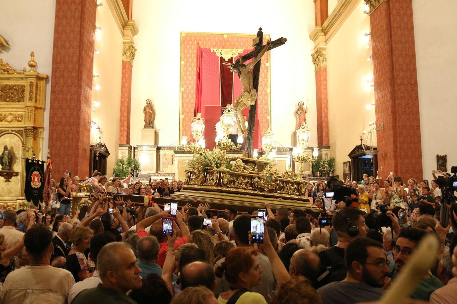 Las imágenes del Cristo de la Luz de Dalías