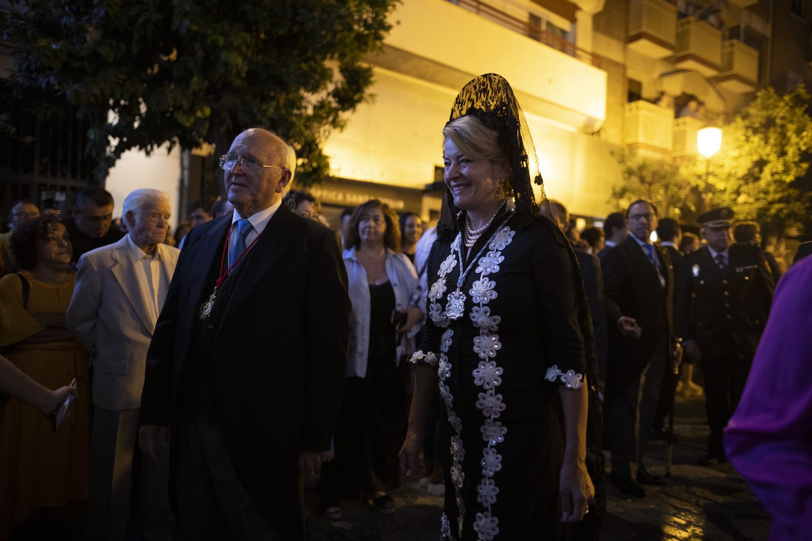Imágenes de la procesión de la Virgen de la Cinta por el centro de la ciudad