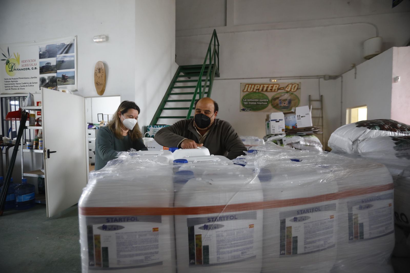 Fotografías: Un paseo por la barriada periférica de Santa Cruz, la más aislada de Córdoba