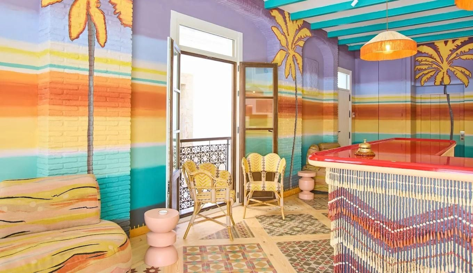 Misiana Tarifa es uno de los establecimientos reconocidos por los Premios Hotel&Mantel 2025