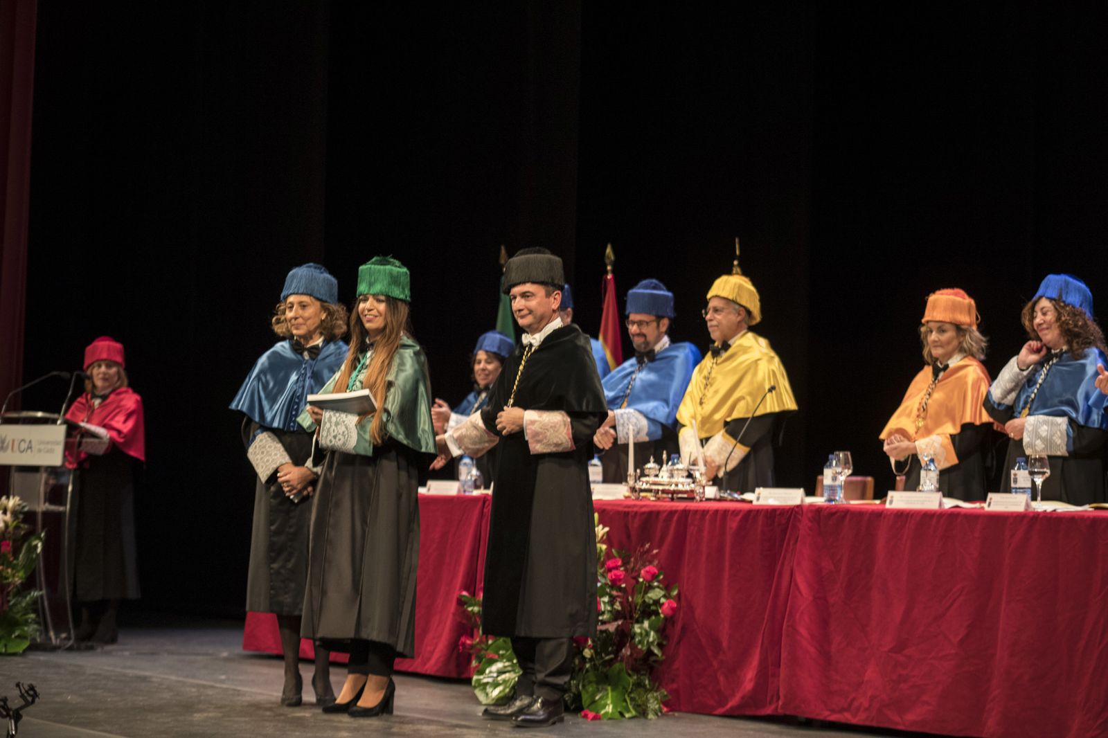 Imágenes del acto de investidura de nuevos doctores de la UCA y entrega de Premios Extraordinarios de Doctorado