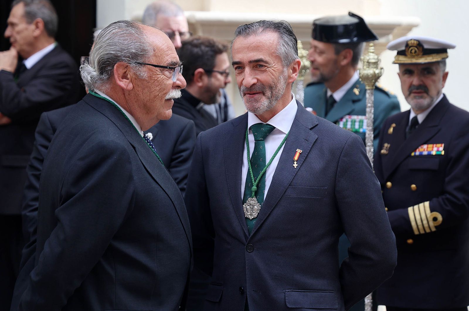 Sábado de Pasión: Imágenes de la procesión del Cristo de la Vera+Cruz portado por el Grupo de Caballería Ligero Acorazado 'Reyes Católicos' II de la Legión de Ronda