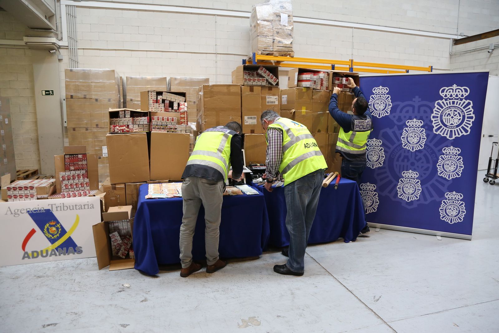 Material incautado por la Policía Nacional.