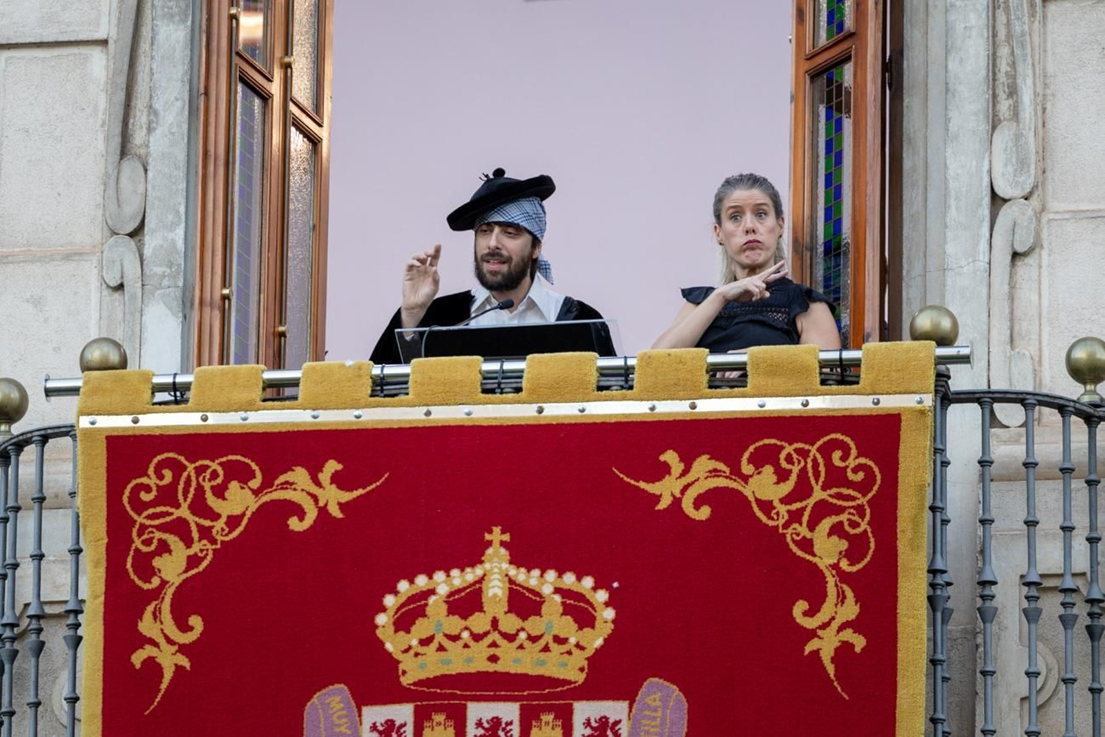 Pregón de David Uclés y cabalgata por la Feria de San Lucas