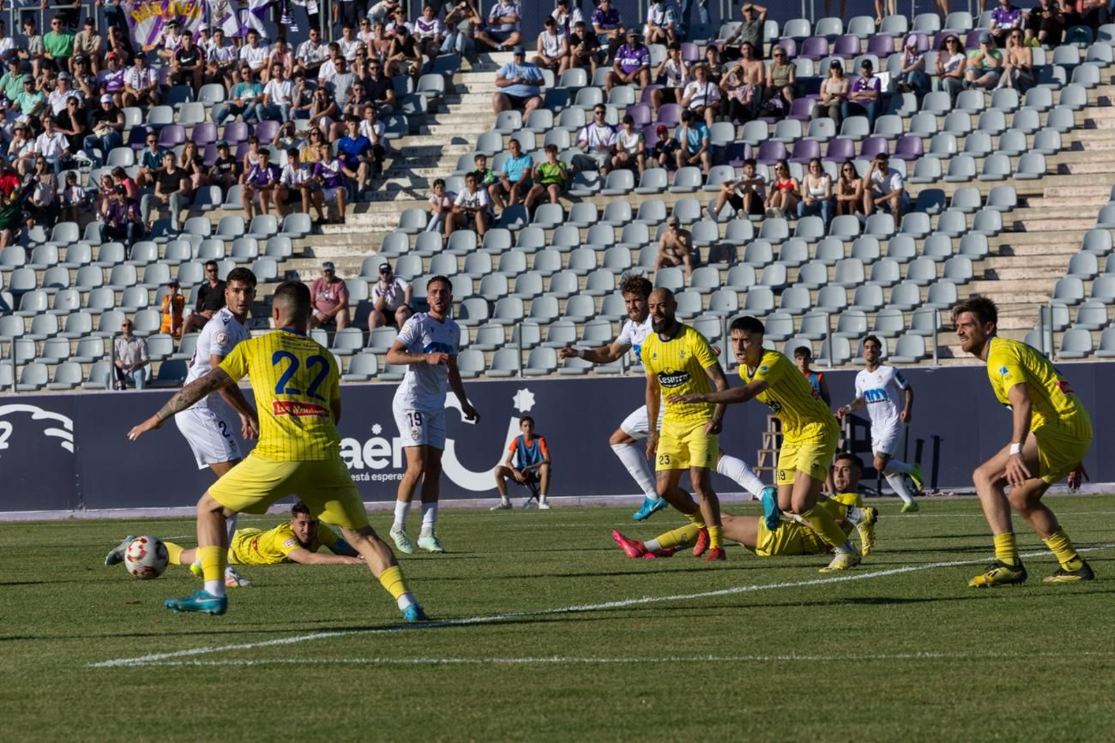 Las mejores imágenes del Real Jaén - CD Huétor Tájar Las mejores imágenes del Real Jaén - CD Huétor Tájar