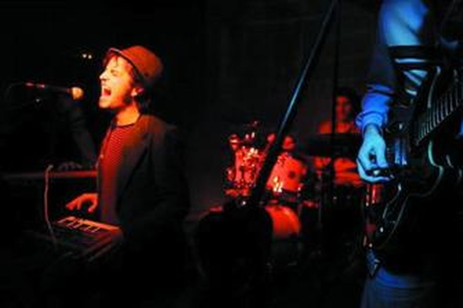 La banda la componen Alberto Torres, Sergio Oramas, Javicles Escobar, Airán Ródenas y Alberto Madrid.