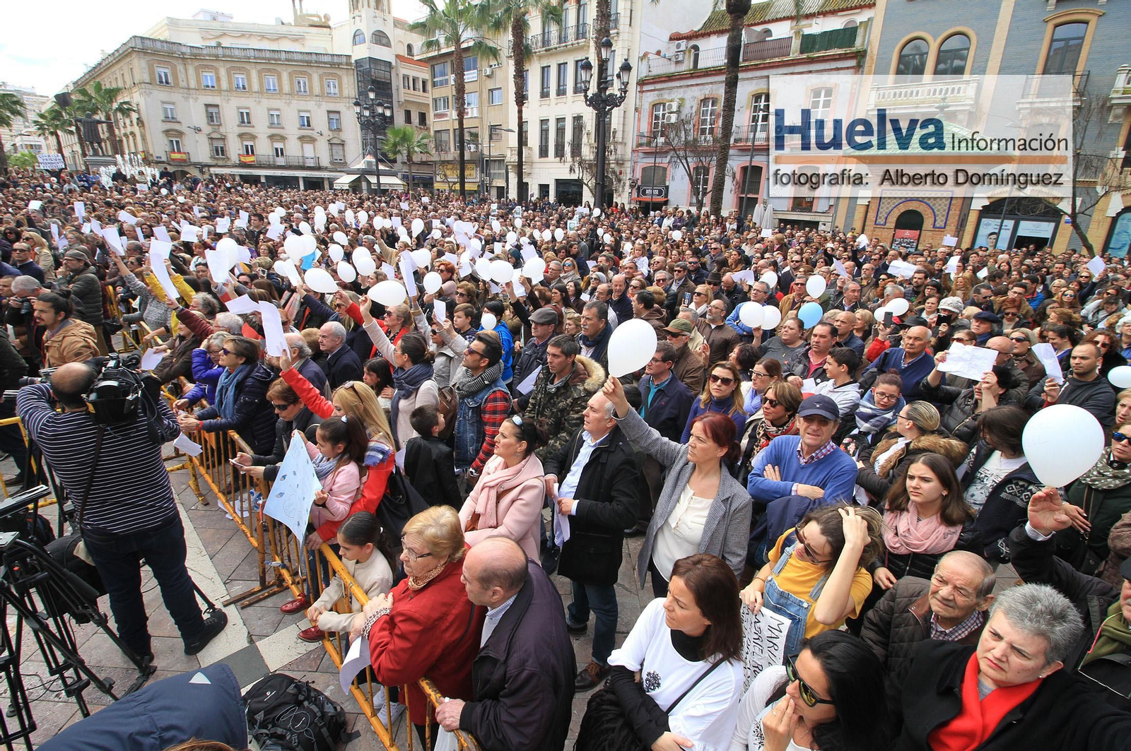 Imágenes de la manifestación contra la derogación de la prisión permanente revisable celebrada en Huelva
