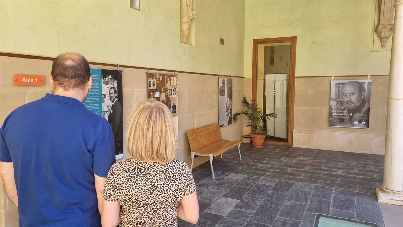 La sede Antonio Machado de Baeza acoge la exposición José Manuel Caballero Bonald: ‘La aventura de escribir’.