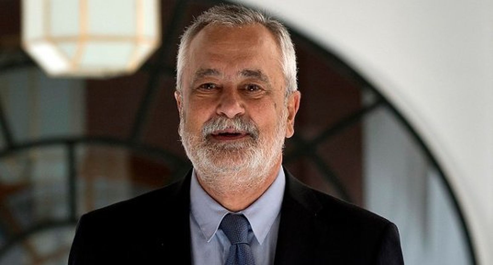 Griñán recurrirá el auto que le acusa de prevaricación y malversación