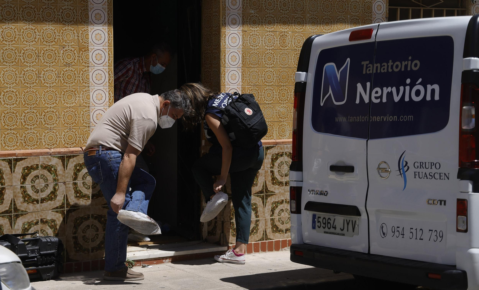 Hallados dos cadáveres en Dos Hermanas, todas las imágenes