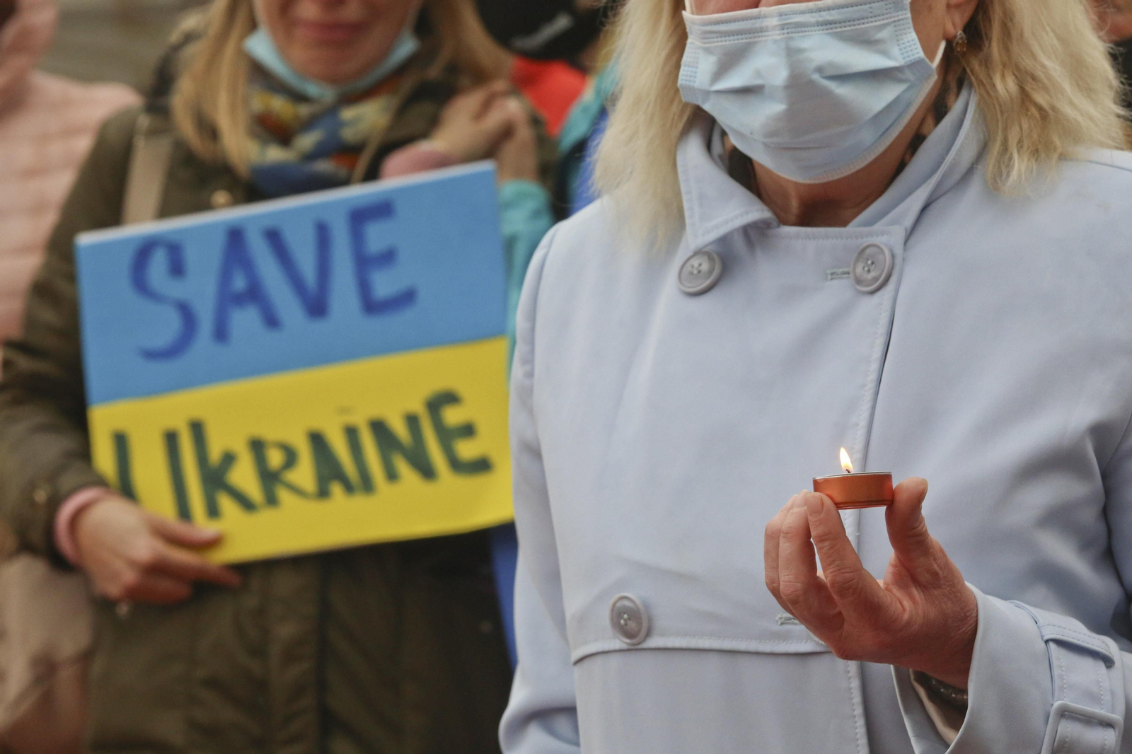 Las fotos de la concentración en Málaga para implorar la paz