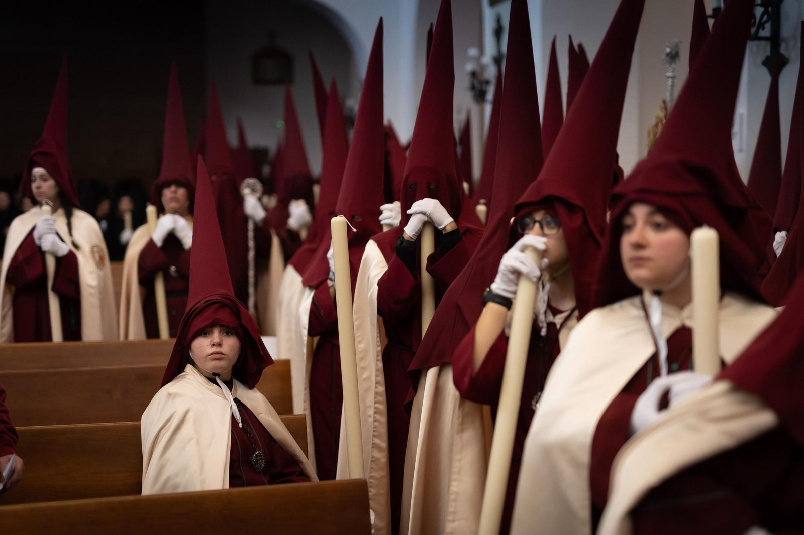 Así vivió Granada la salida de la Hermandad del Trabajo 2025