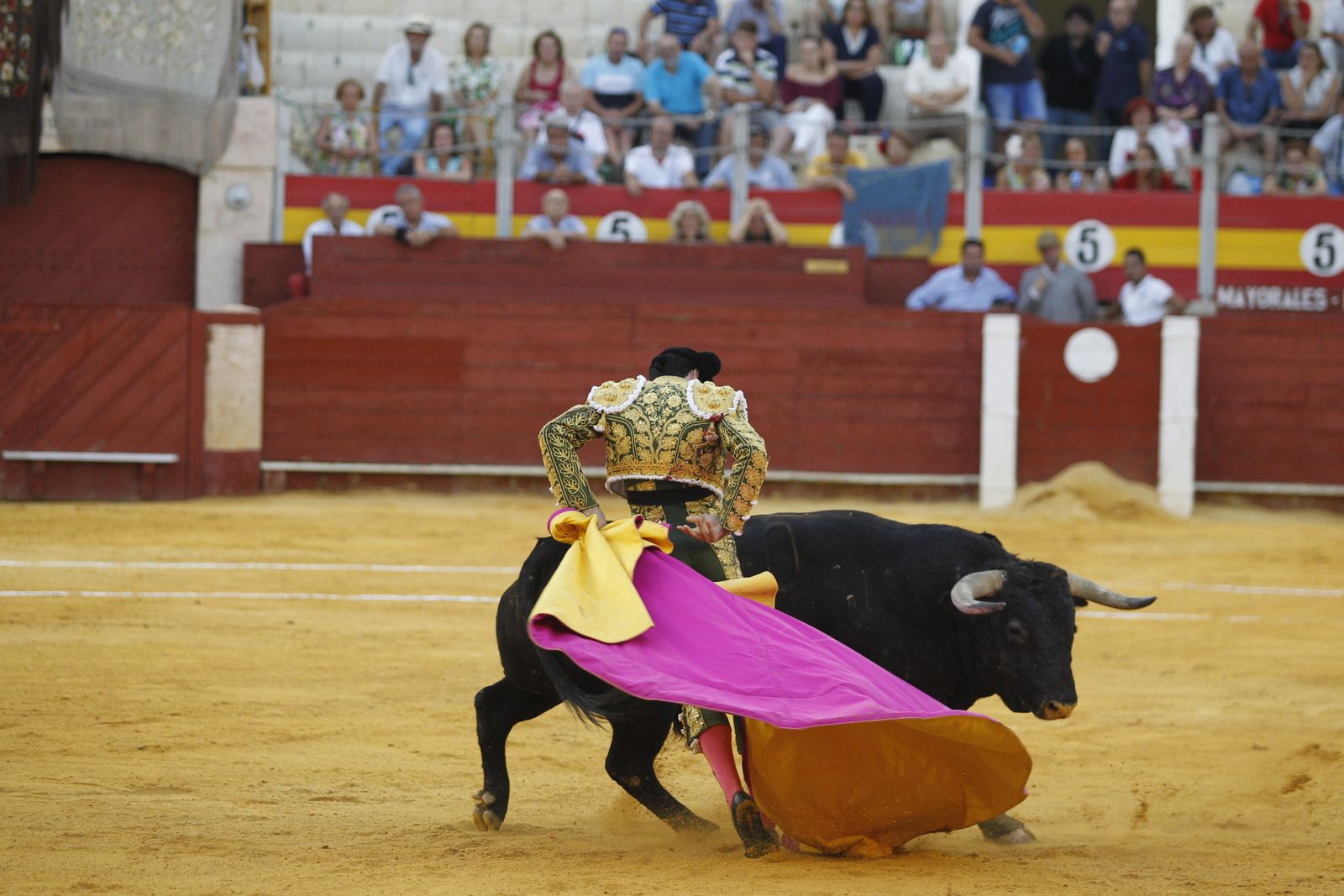 Fotogalería Primera Corrida de Toros. Feria de Almería 2019