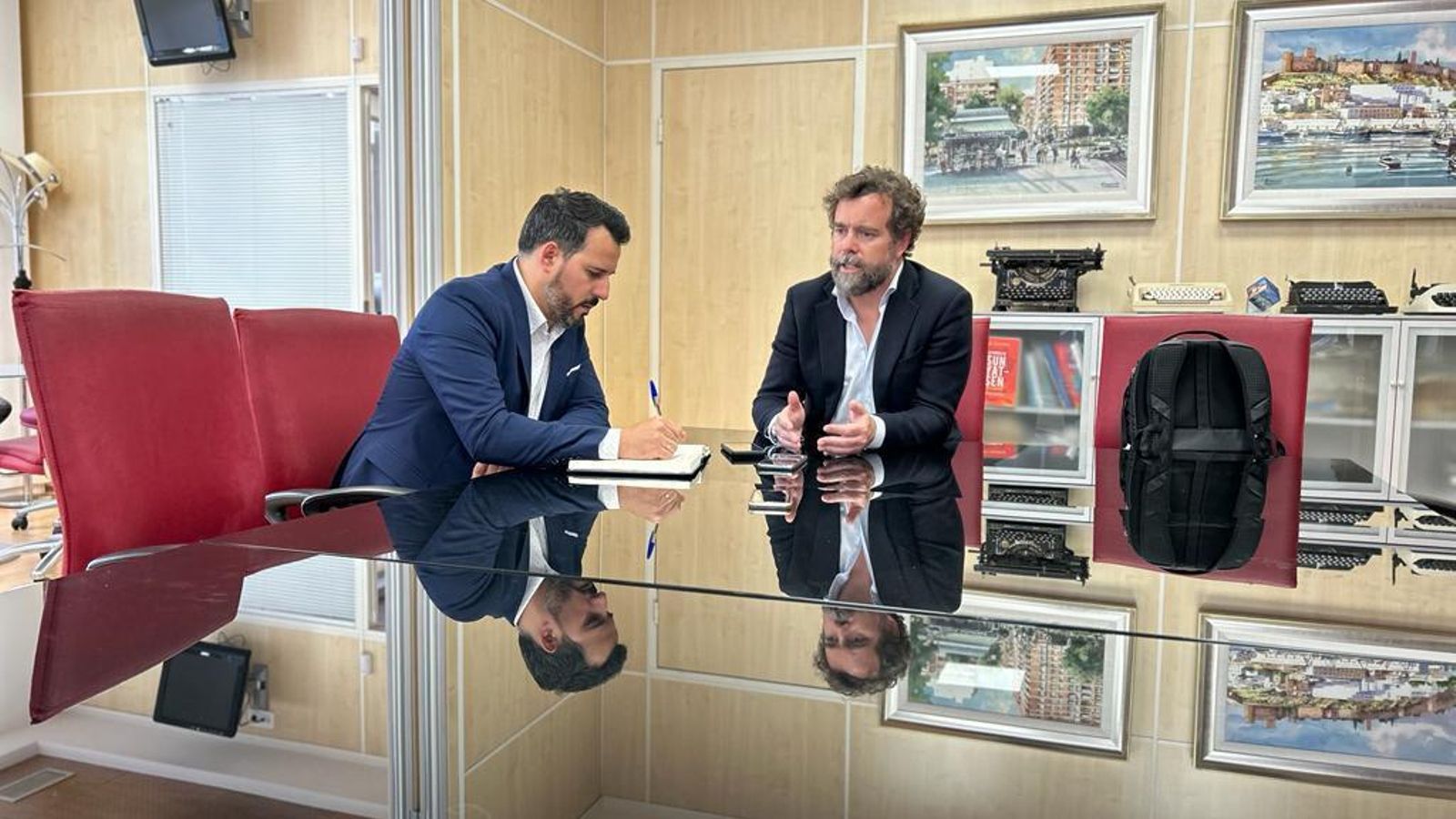 El portavoz de Vox en el Congreso durante su entrevista en Diario de Almería