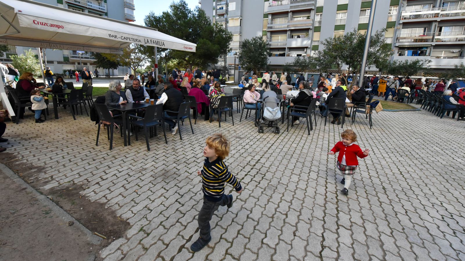 I Convivencia Vecinal "Haciendo Barrio" en San José Artesano, en imágenes