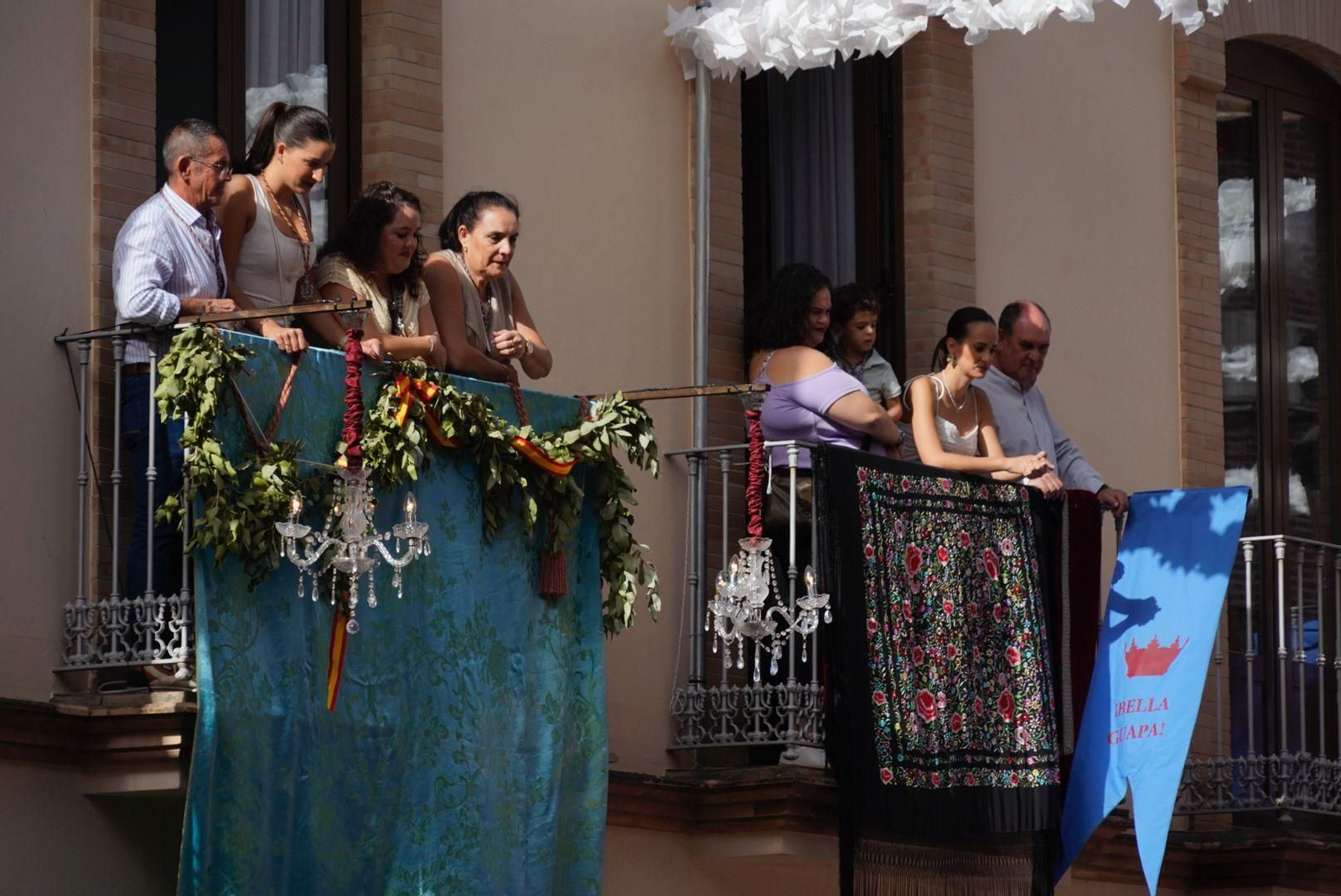 Imágenes del traslado de la Virgen de La Bella hasta el Muelle de Levante este domingo