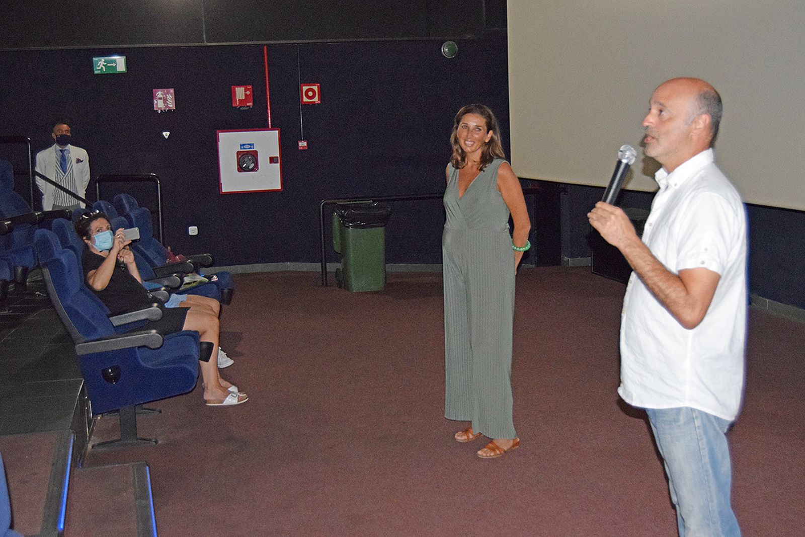 Los actores Rocío Marín y Joaquín Perles, durante la presentación de la película.