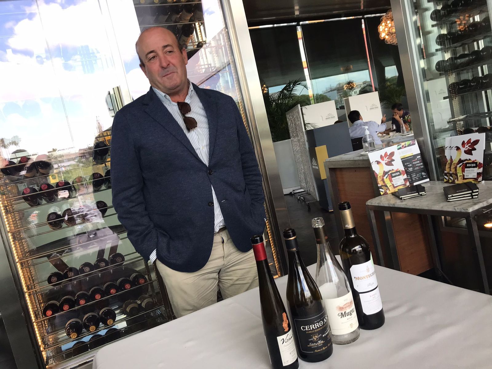 Fernando Ezquerro, presidente de la DOCa Rioja, en Abades Triana.