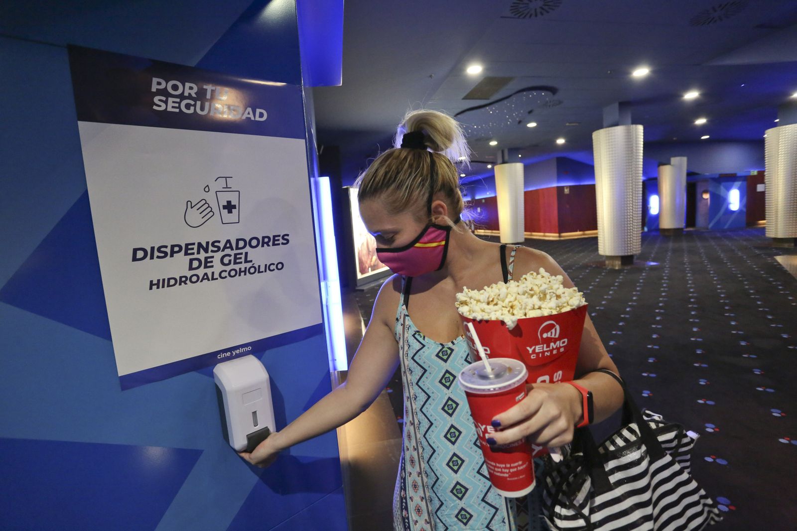 El regreso de los cines a Málaga, en fotos