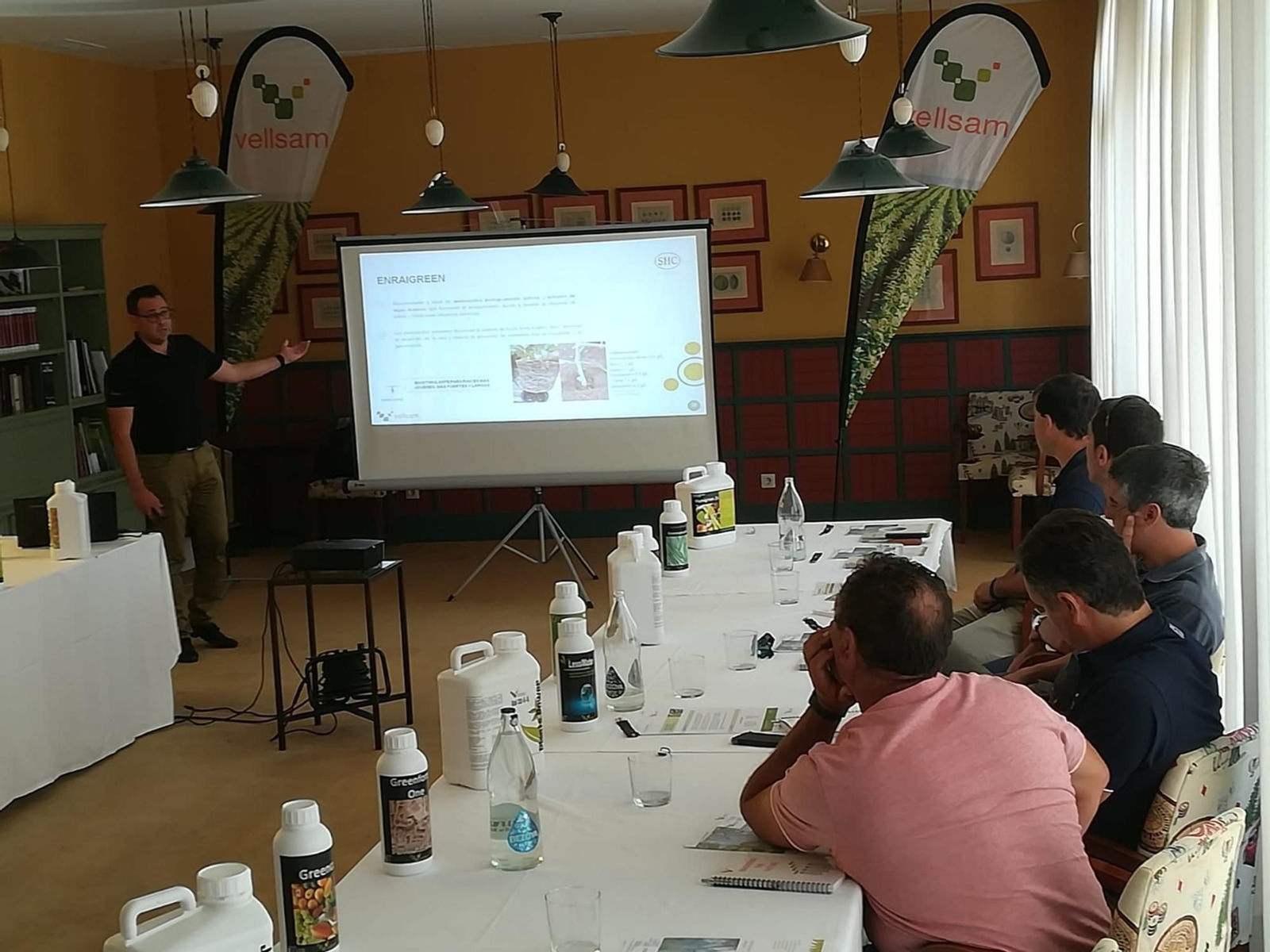 Presentación de Vellsam en el Real Club Sevilla Golf.