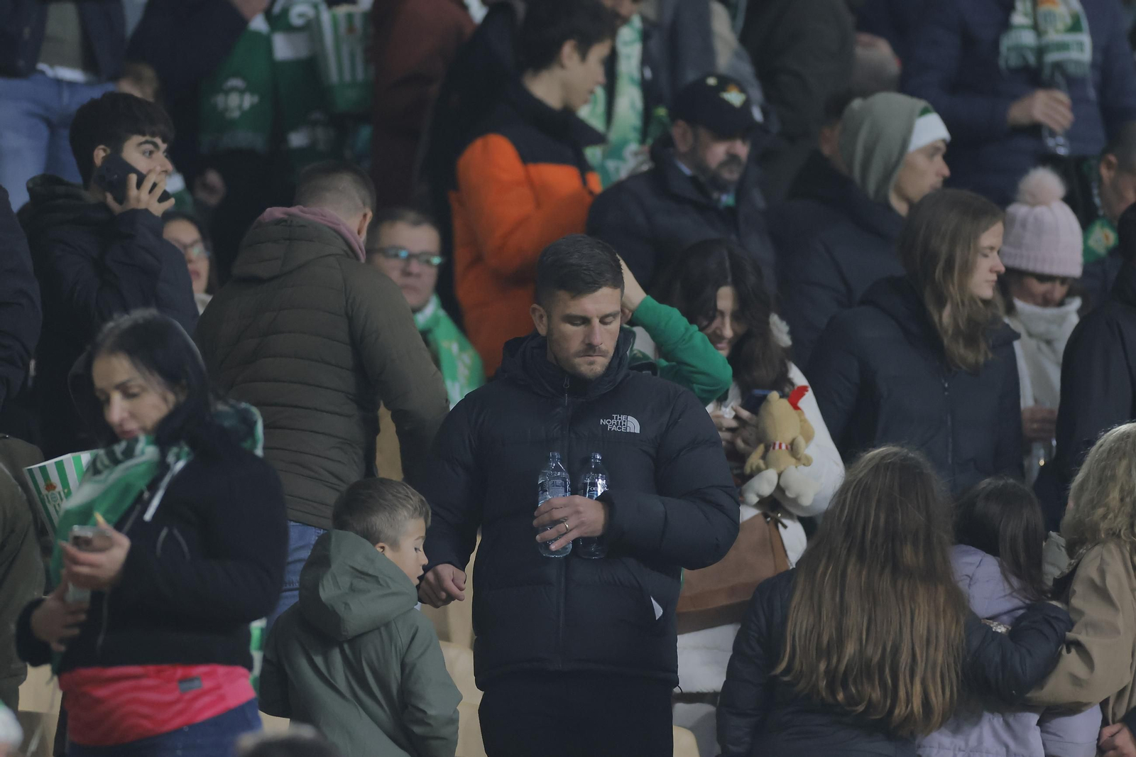 Búscate en las fotos del Betis - Getafe
