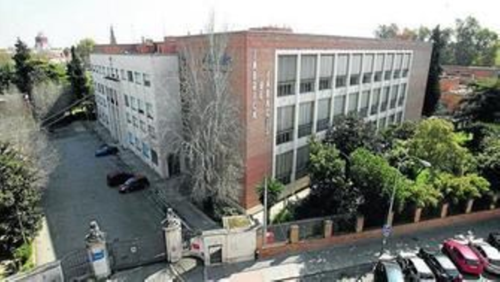 Los Remedios exige que se informe "con transparencia" sobre Altadis