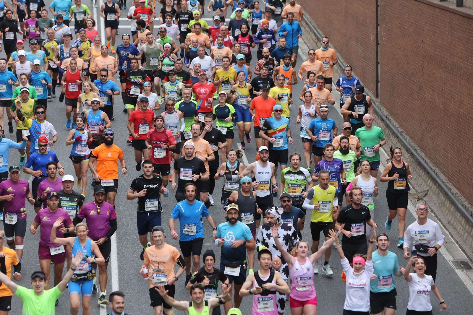 Búscate en la maratón de Sevilla 08