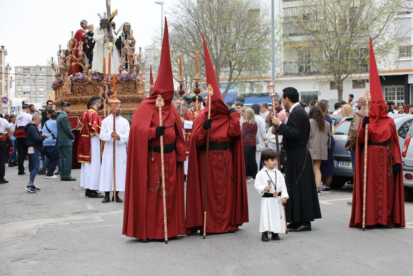 Martes Santo en Jerez: Imágenes de la hermandad de La Salvación