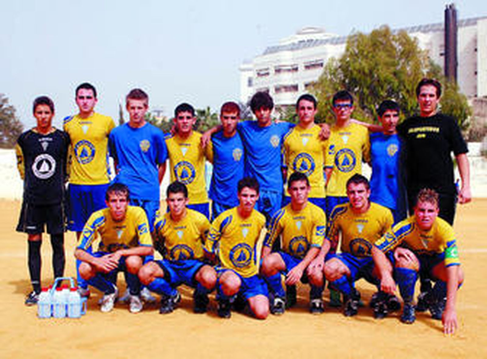 Plantilla del Atlético Benamiel esta temporada en Segalerva.