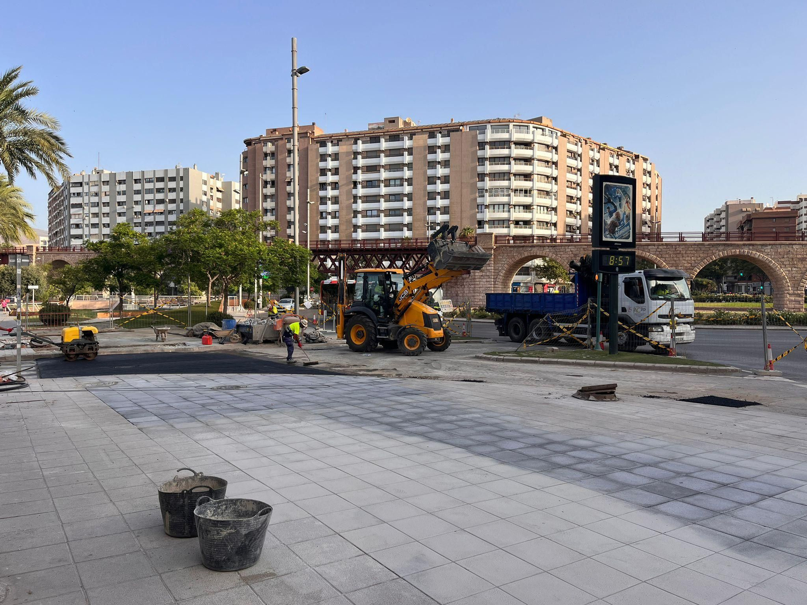 7 8 2025 aJuanjo Segura fin obra colector Avda Cabo Gata (3)