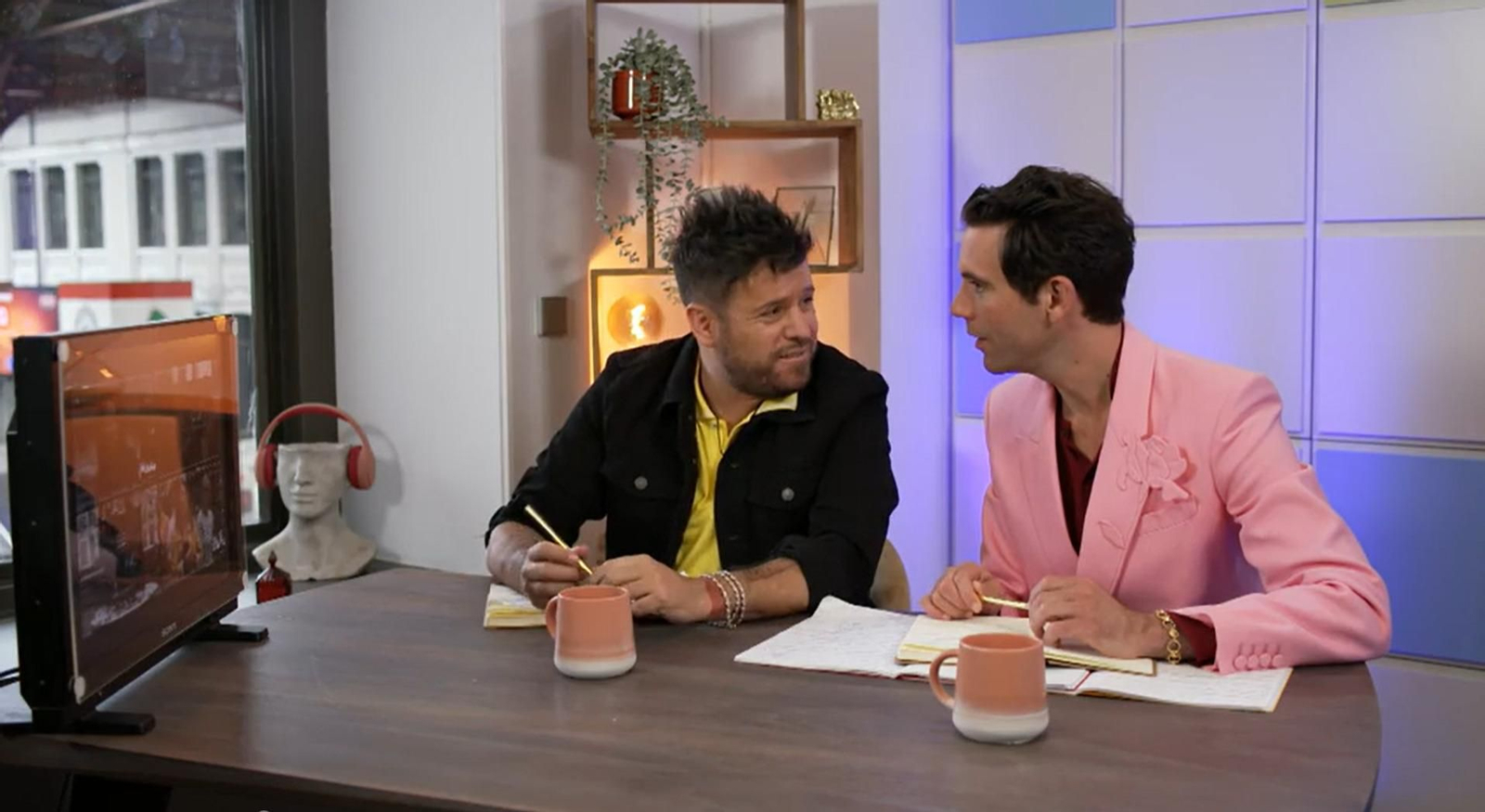 Pablo López enseña andaluz al cantante Mika: "Nos comemos las 'eses' con arte"