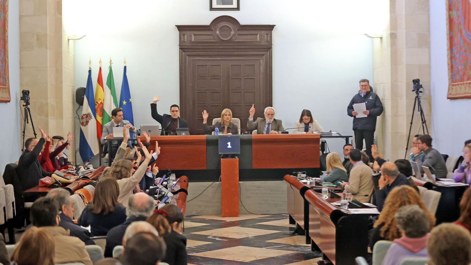 Un instante del pleno celebrado este viernes.