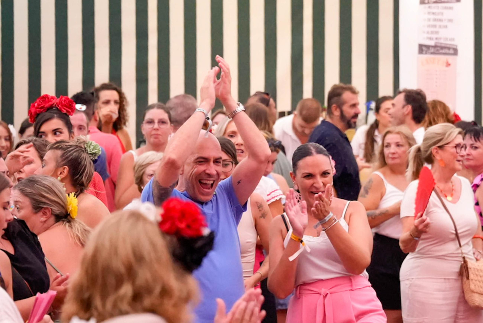 Así bailan en el concurso de sevillanas de La Lola de la fería de Almería