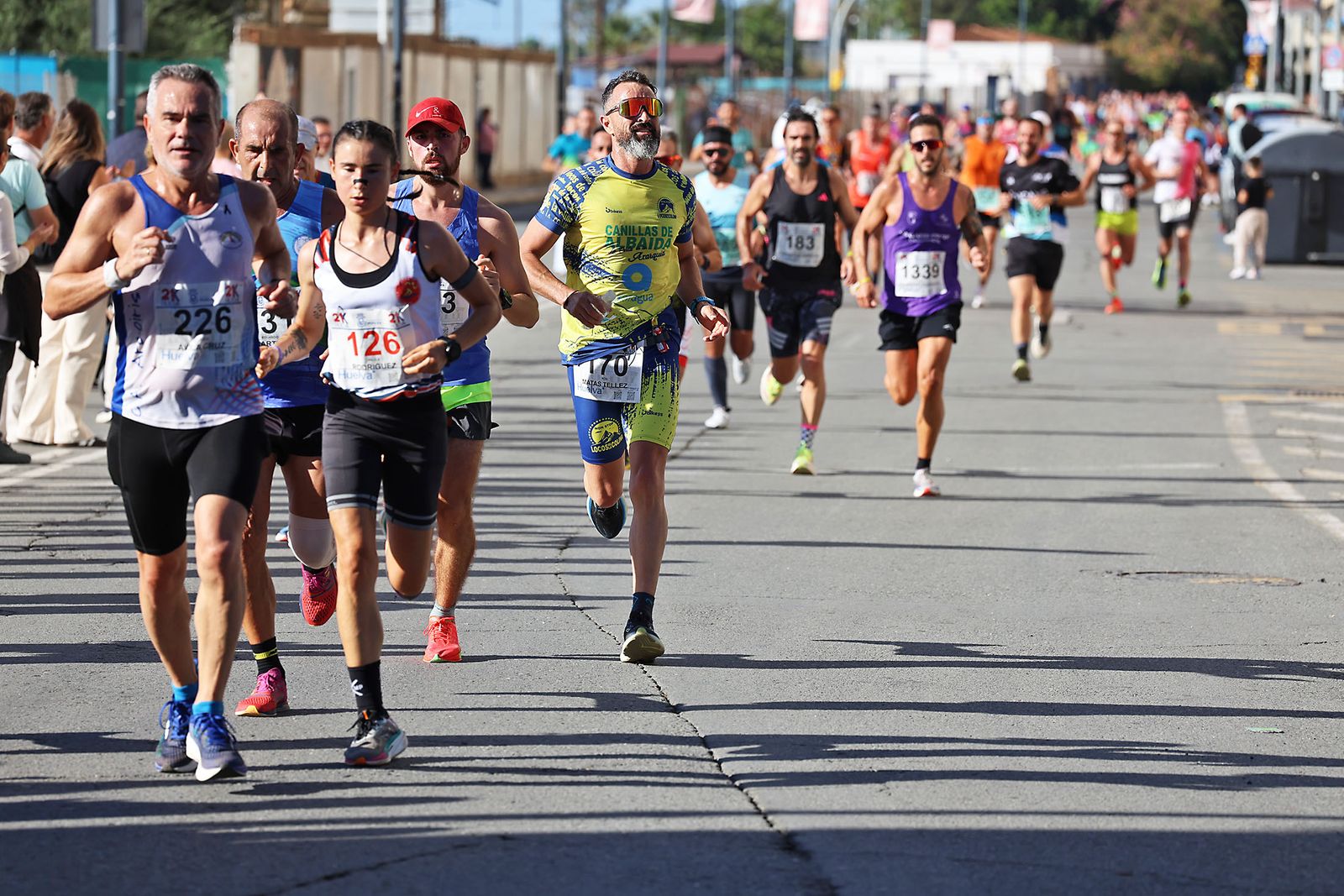 Las mejores imágenes de la carrera 21K Ciudad de Huelva