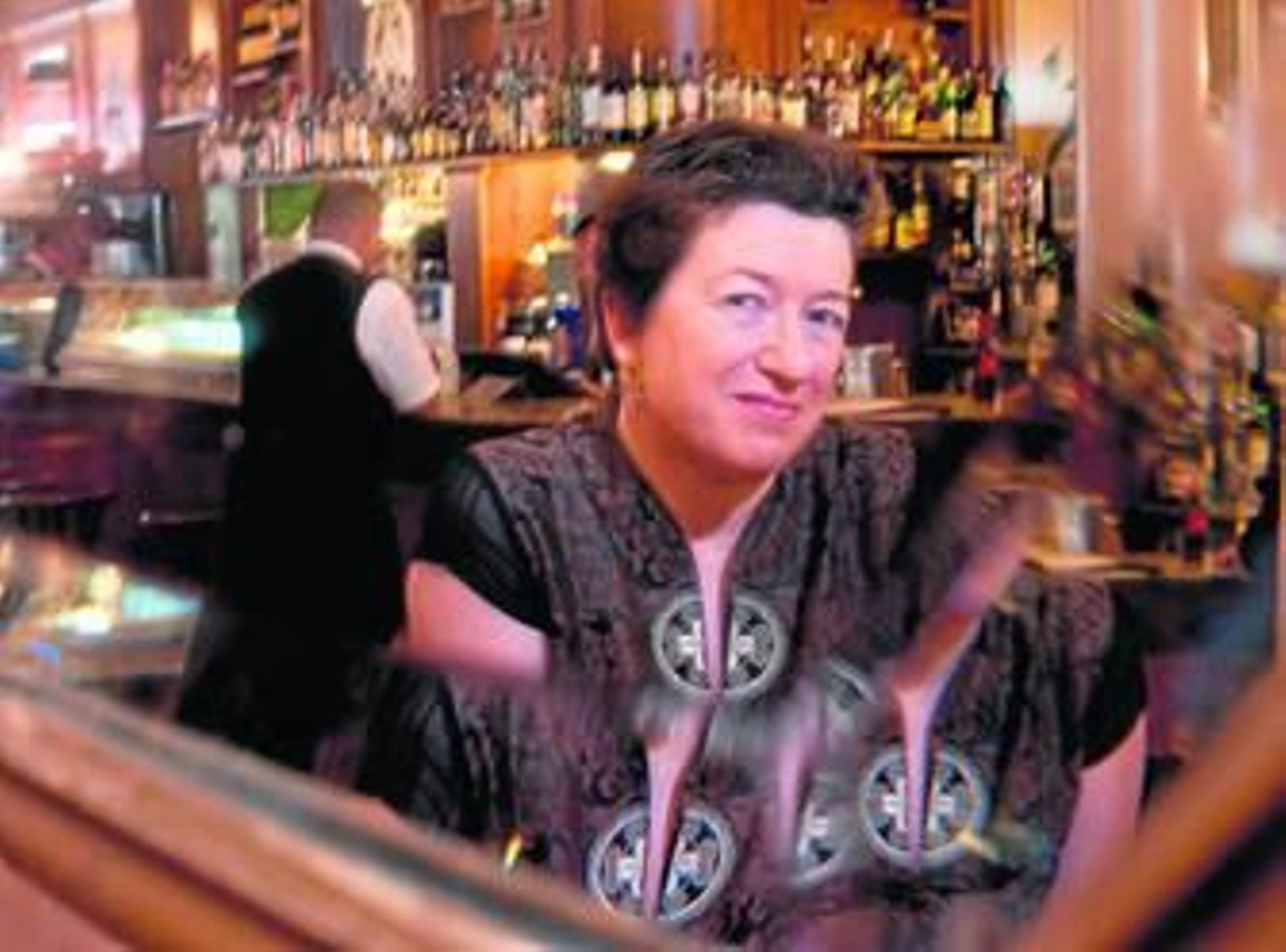 Laura Freixas (Barcelona, 1958) recupera unos textos de comienzos de los 90 sobre la literatura y la vida.