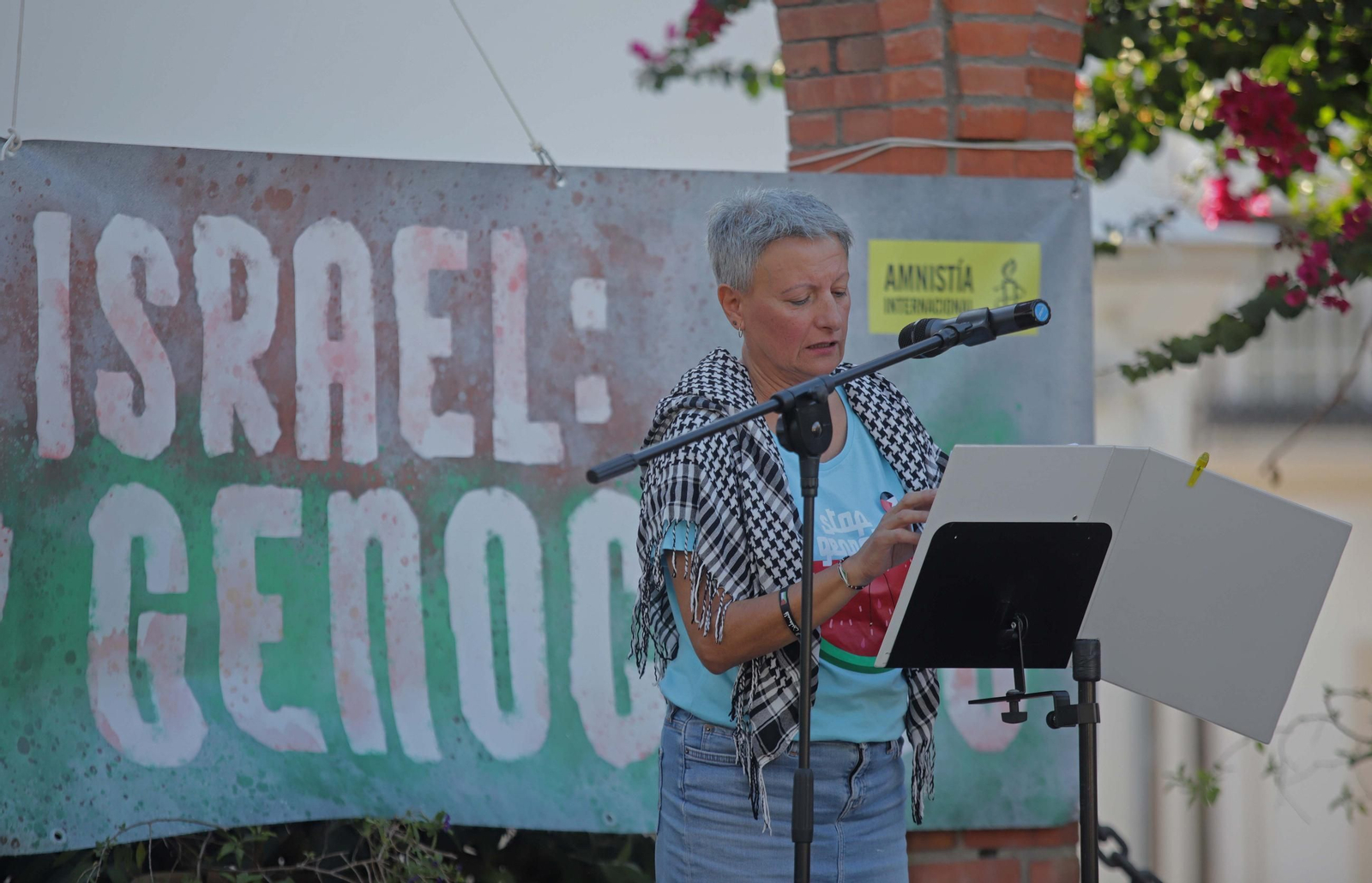 Fotos del acto en solidaridad con Gaza organizado por Amnistia Internacional en Algeciras