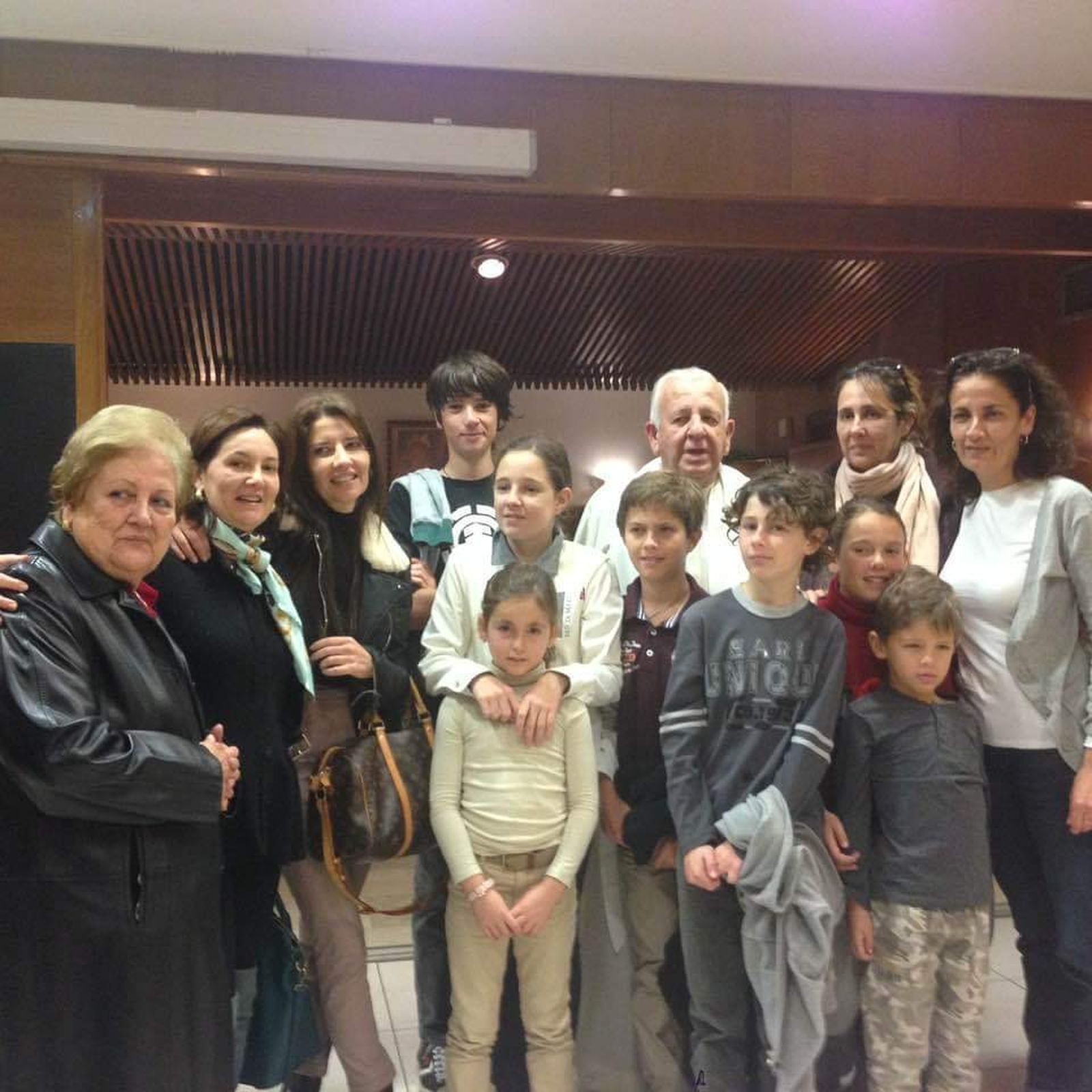 El cura Paco, un hombre dedicado a su familia.