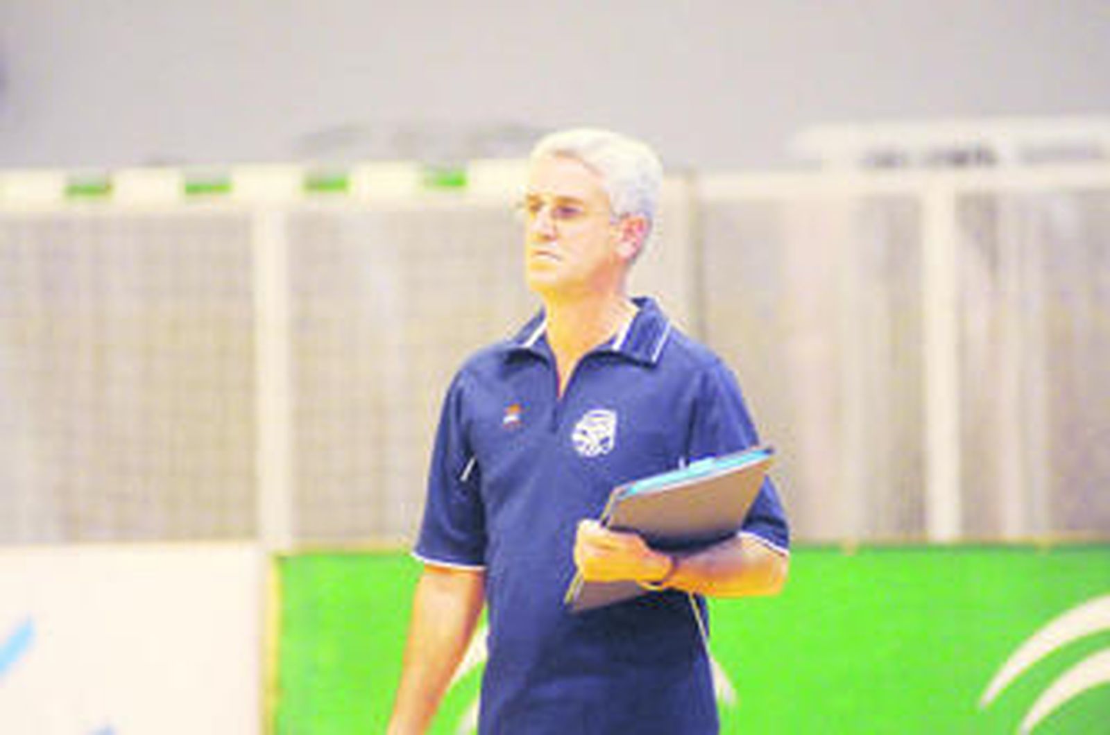 Miguel Ángel Serrano toma nota de lo que falta por mejorar.