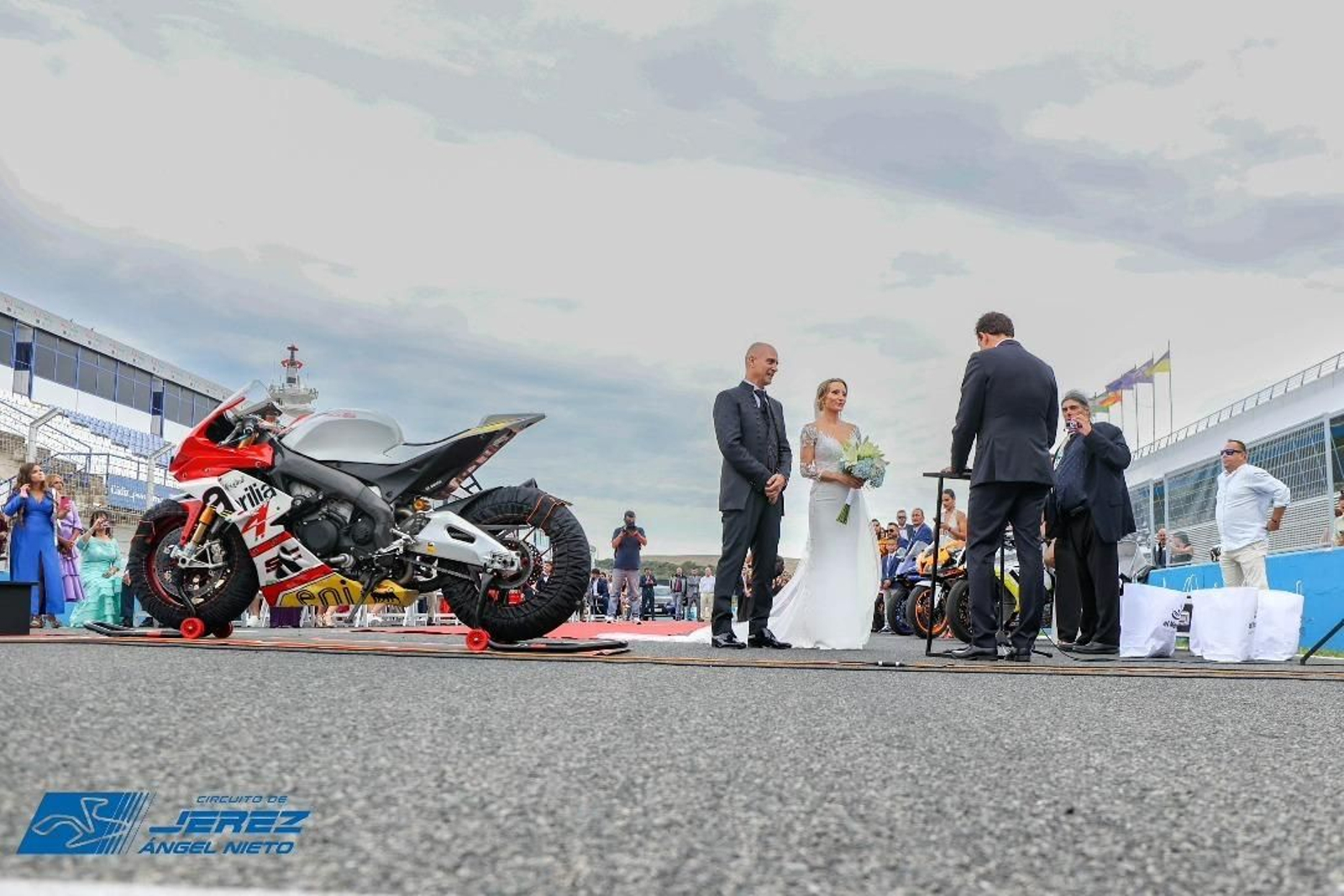 Boda motera en el Circuito de Jerez Boda motera en el Circuito de Jerez