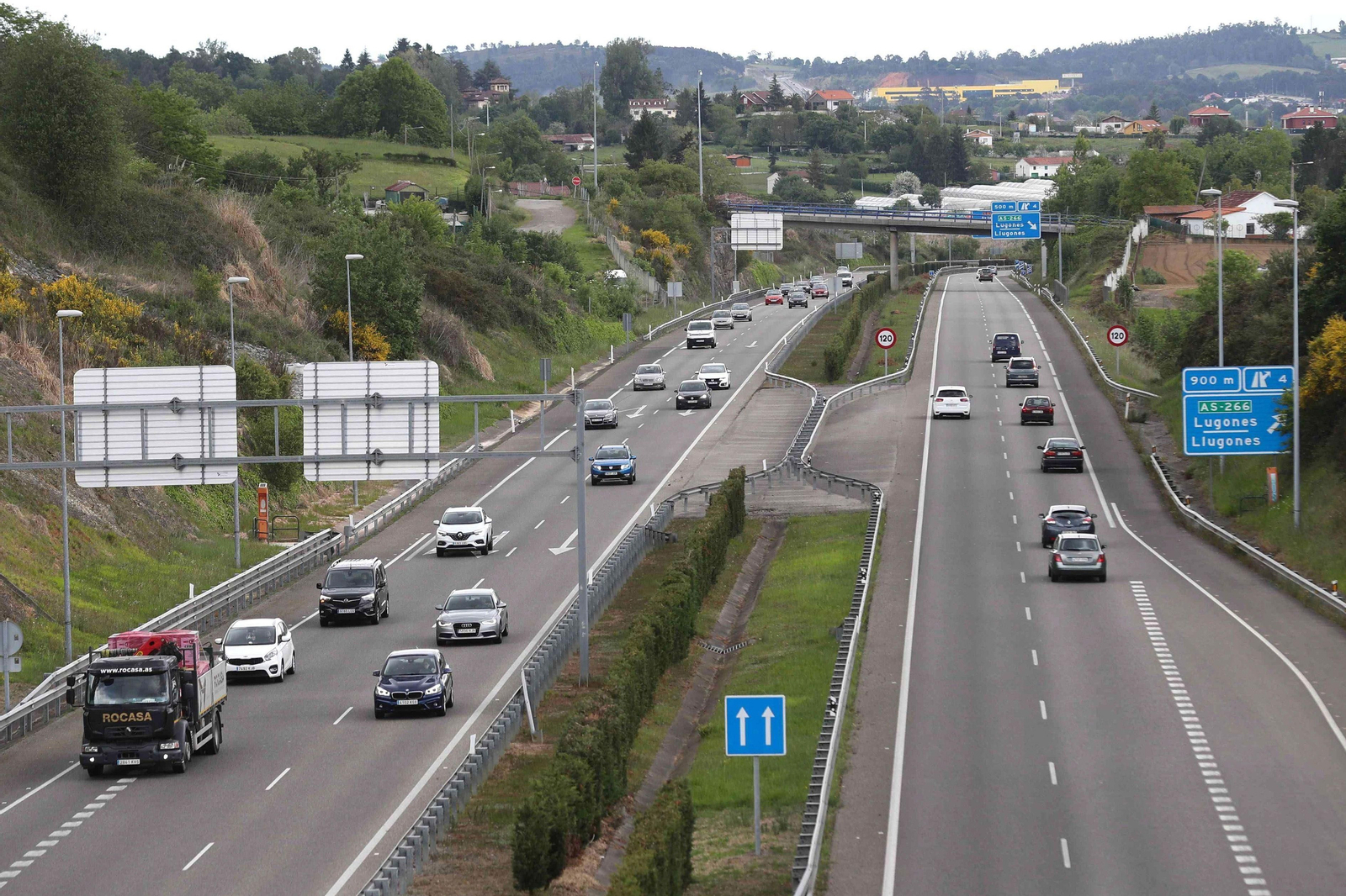 Autovía entre Oviedo y Gijón, en Asturias, que como el resto de la red estatal y autonómica estaría afectada por la implantación de peaje.
