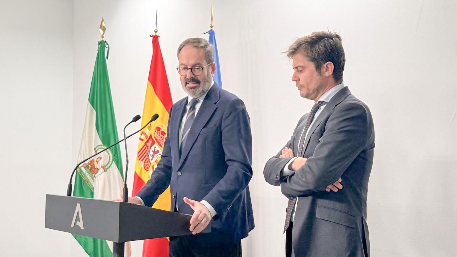 Adolfo Molina y Diego Copé en la rueda de prensa.