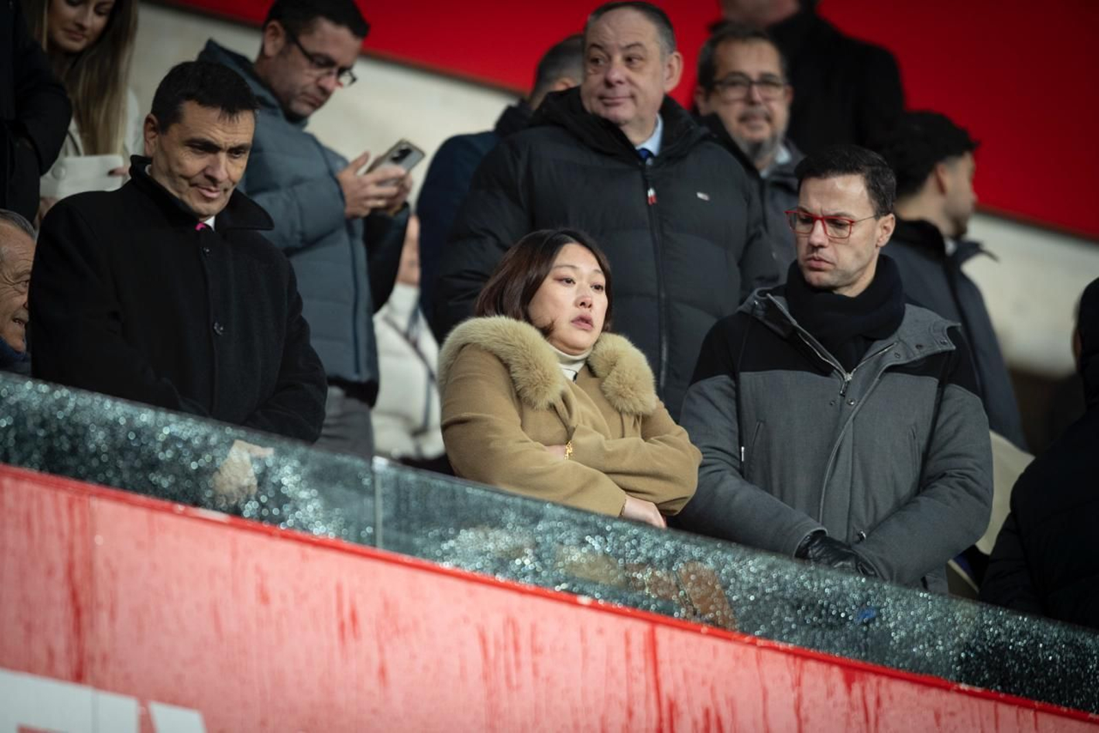 Encuéntrate en la grada de Los Cármenes durante el Granada-Albacete